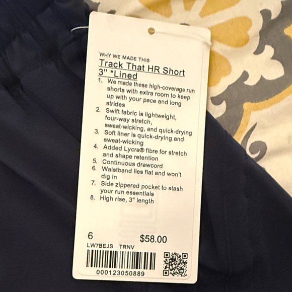 lululemon athletica Track That Navy Blue Athletic Shorts 3”- NWT Size 6 - Picture 2 of 3